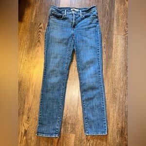 Levi’s 312 Shaping Slim Jean W29 L30